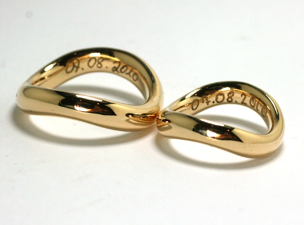 Anillos de bodas de oro - anillos moldeados de cera