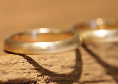 klassische matte ovale gelb gold ringe für hochzeit hergestellt im trauringkurs
