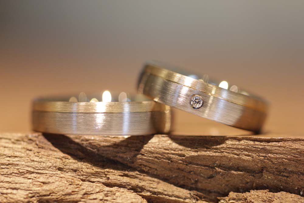 098a wedding rings