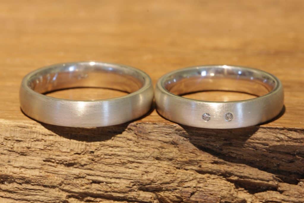 136a wedding rings