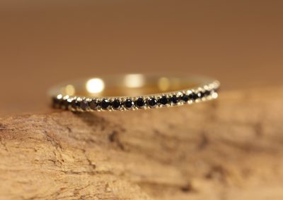Stackable ring Gold stackable ring with black diamonds