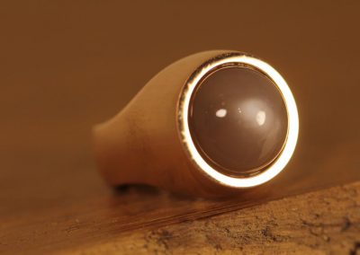 Large jewelry ring in gold with stone Schmuckgarten