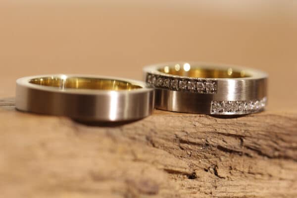 Fedi nuziali straordinariamente belle anelli plug-in in oro bianco 750 e anello da donna in oro giallo con diamanti taglio brillante
