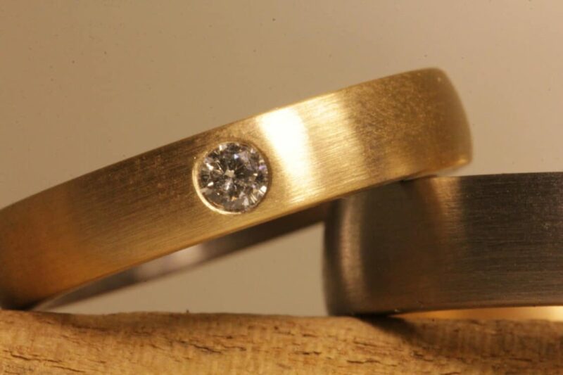 Anillos de boda sencillos y estrechos, anillos loet de oro rosa y oro gris 585, anillo de mujer en medio de brillantes Aquisgrán