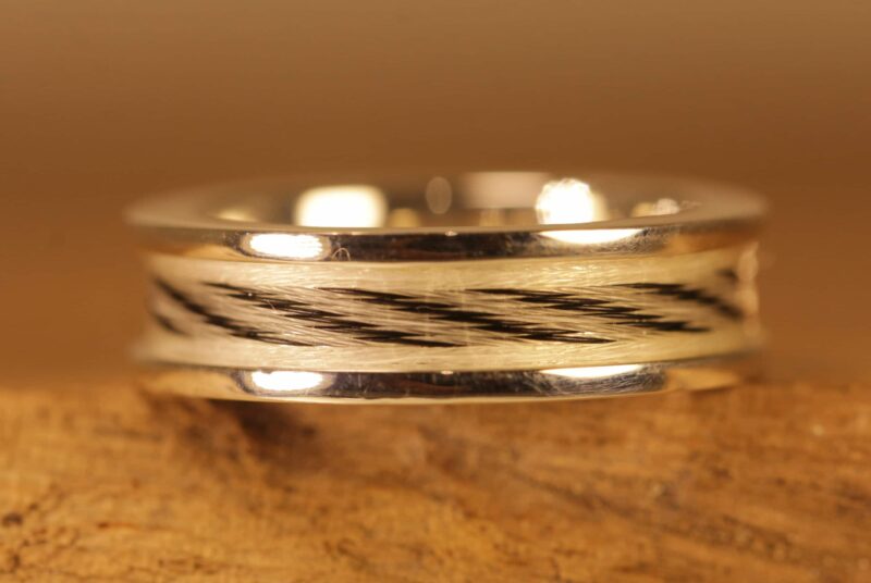 Horse hair jewellery, ring in silver with woven horse hair