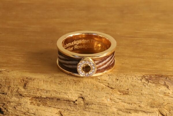 Horse hair ring 585 rose gold with brilliant donut