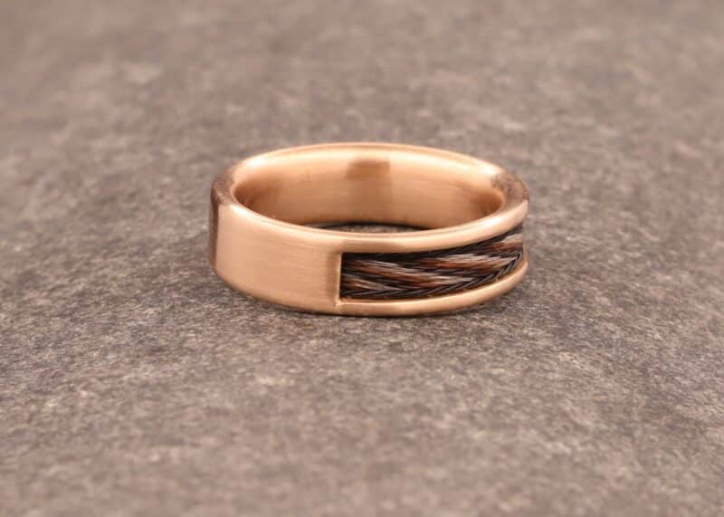 anello comfort - senza spigoli - realizzato in oro con crine intrecciato