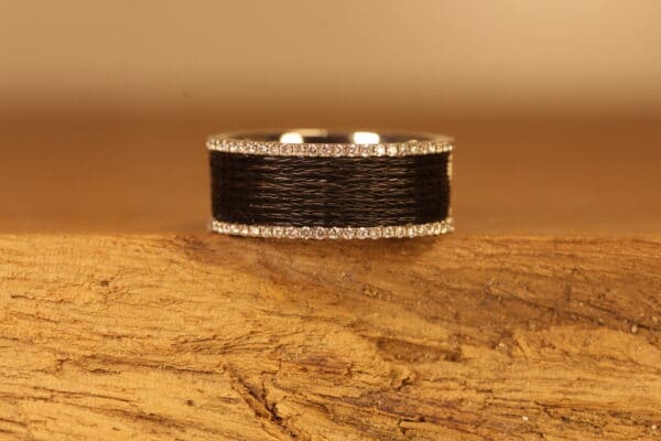 Horse hair ring 585 white gold with diamonds