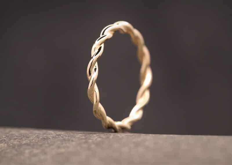 twisted gold wire ring from the schmuckgarten near aachen