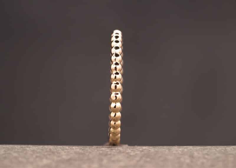 beautiful polished gold bead ring made in the schmuckgarten