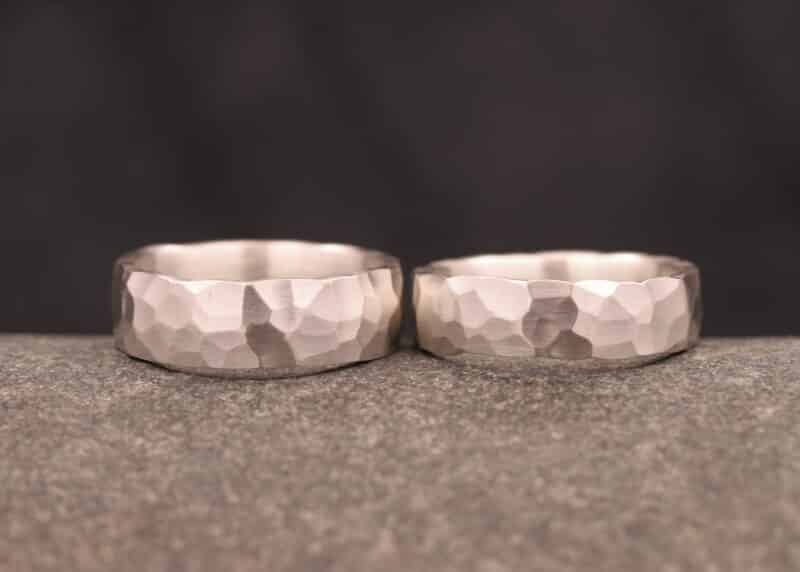 anillos de plata toscamente forjados - anillos de amistad anillos de boda