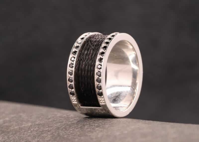 925er silber ring mit schwarzen zirkonias und pferdehaar