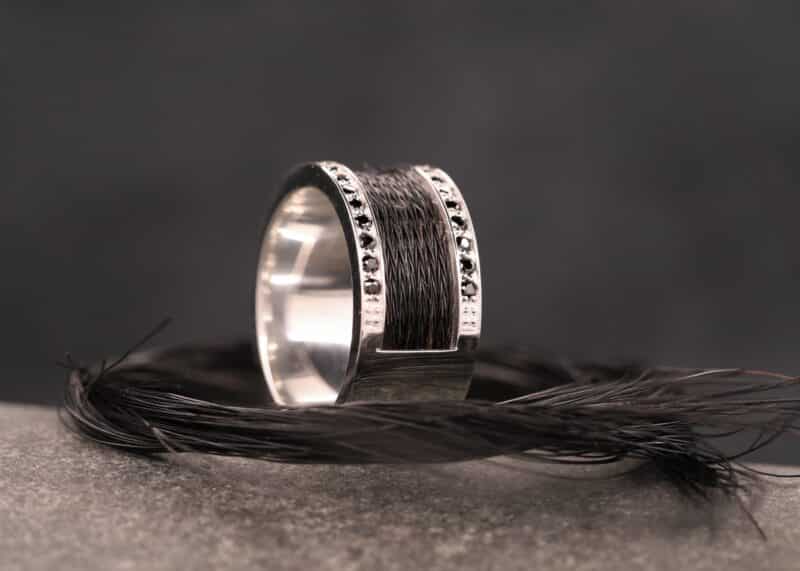 925er silber ring mit schwarzen zirkonias und pferdehaar