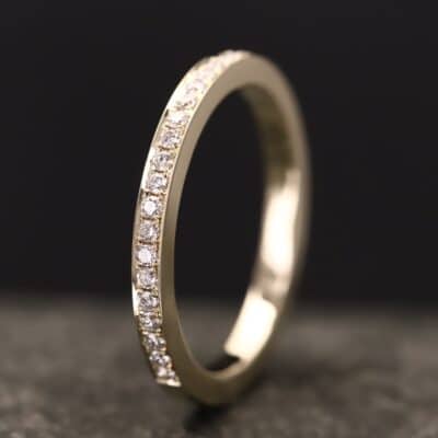 Beisteckring mit Fadenfassung in 585er Gelbgold mit synthetischen Brillanten je 0,01ct