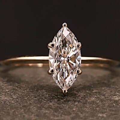 Verlobungsring 585er Rosegold mit 1 ct synthetischem Diamanten im Marquise Schliff - Navette Schliff