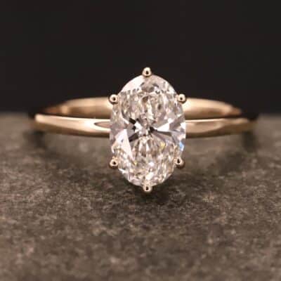 Verlobungsring 585er Rosegold mit 1,5 ct synthetischem Diamanten im Ovalen Schliff